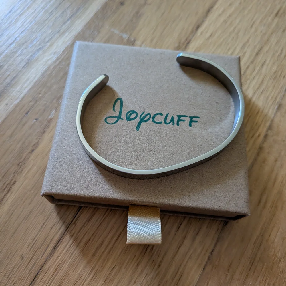 Hidden Message Bangle 🤭 - Picture 5 of 6